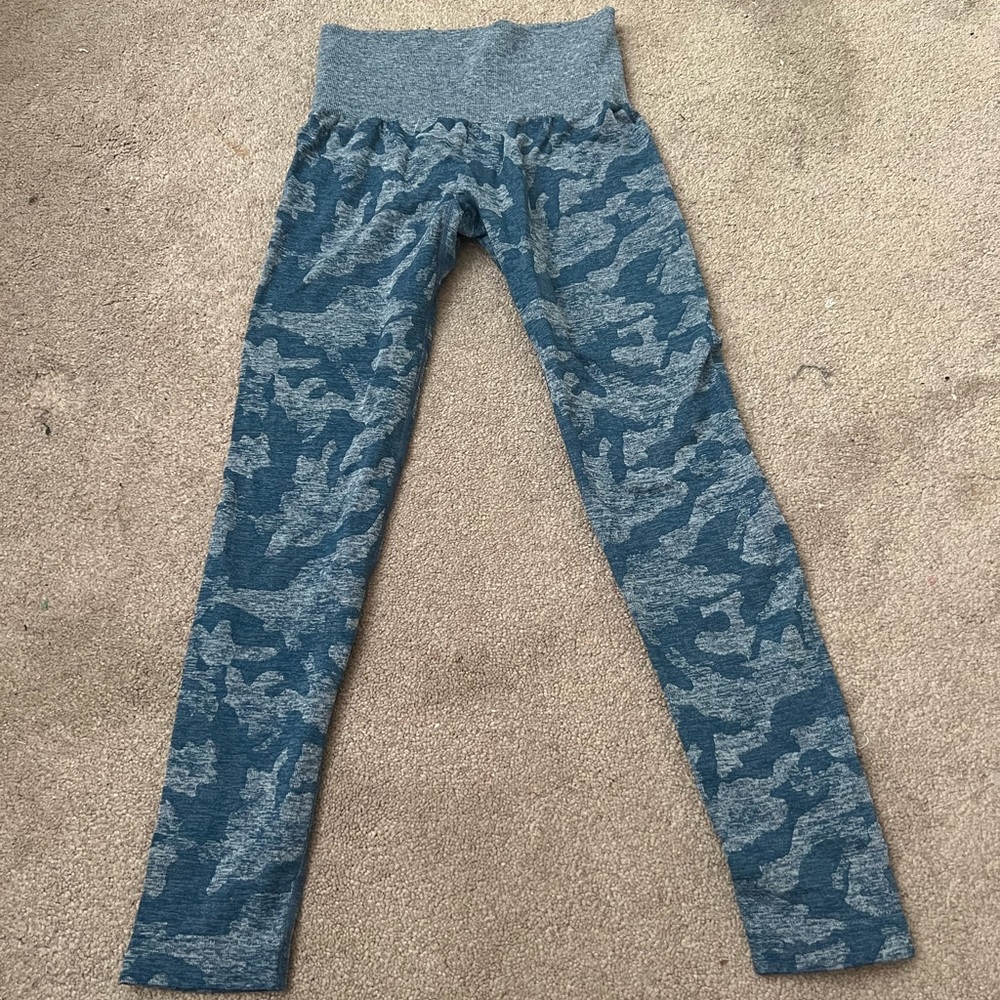 💋 NVGTN camo seamless leggings
